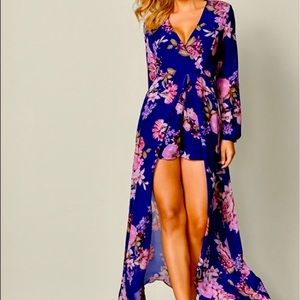 NWOT Venus Floral Romper Chiffon Maxi Overlay - Size M